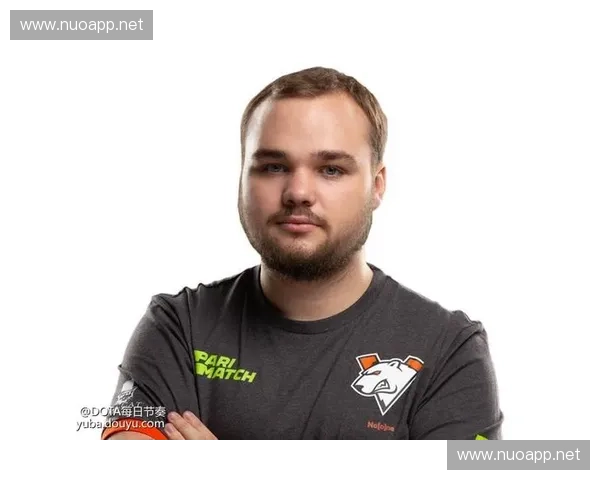 DOTA2绿皇统御黑暗势力再掀战场风云荣耀与阴影交织的王者归来